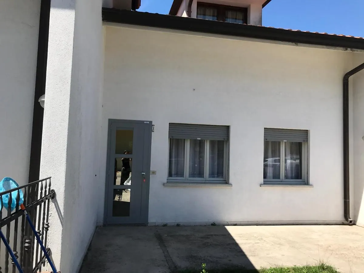Villini Oasi - Casetta Vicino Al Mare Con Scoperto Esclusivo Da Colla Lido di Jesolo